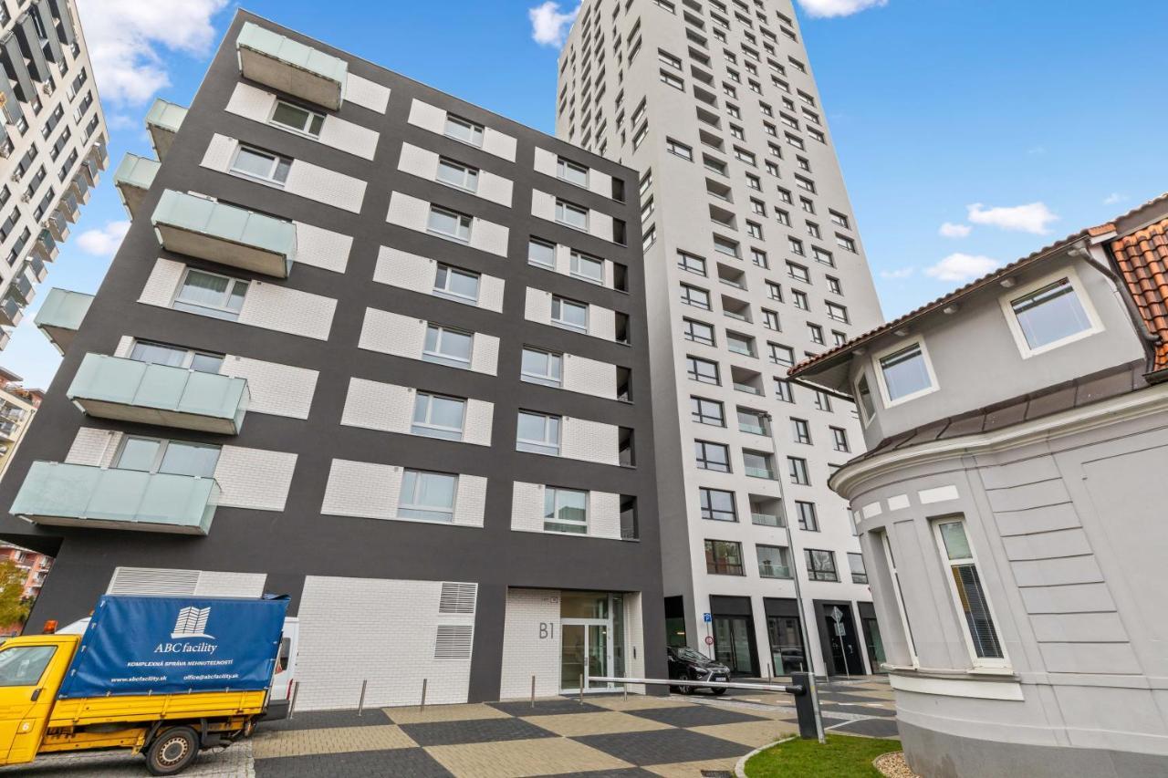 Apartament Lam Jegeho Alej - Jacuzzi - Free Parking Bratysława Zewnętrze zdjęcie