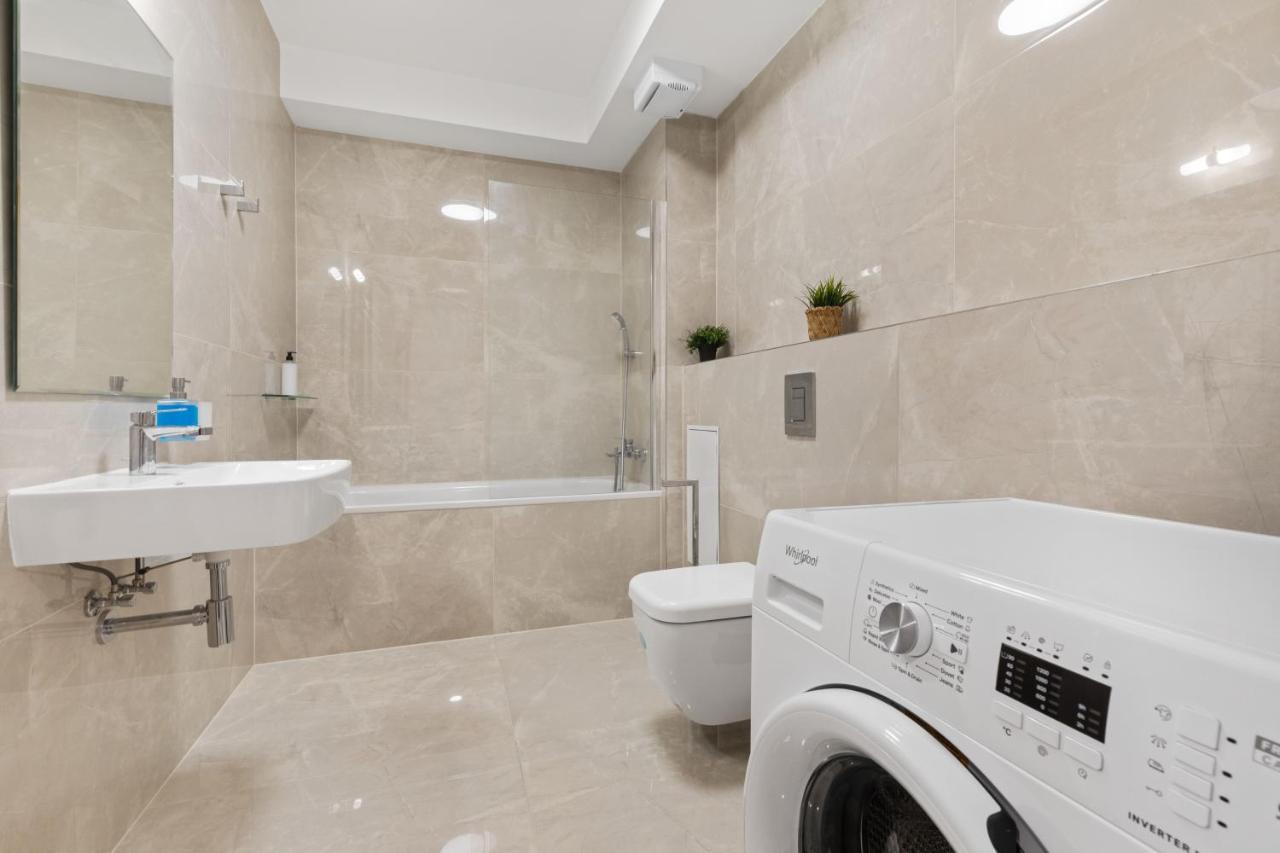 Apartament Lam Jegeho Alej - Jacuzzi - Free Parking Bratysława Zewnętrze zdjęcie